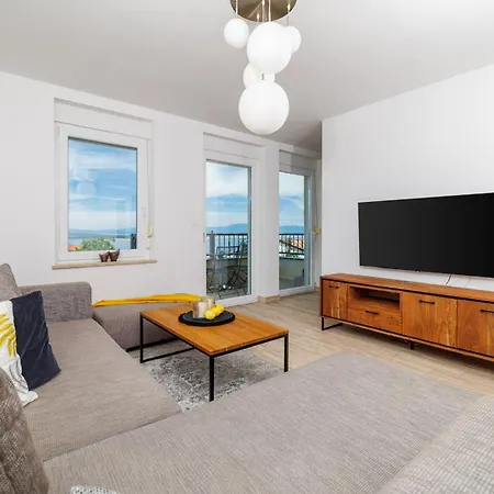 Jozic * 茨里克韦尼察